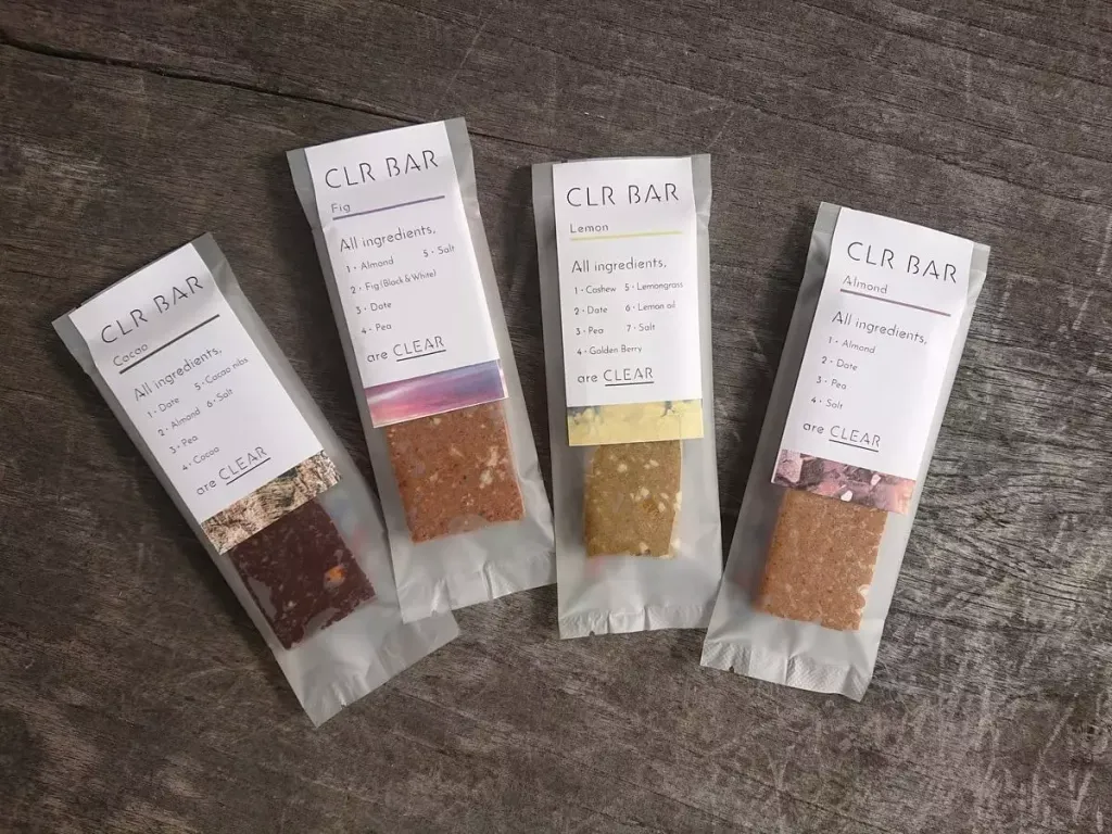 シンプルにプロテインと栄養がとれるCLR BAR（クリアバー）