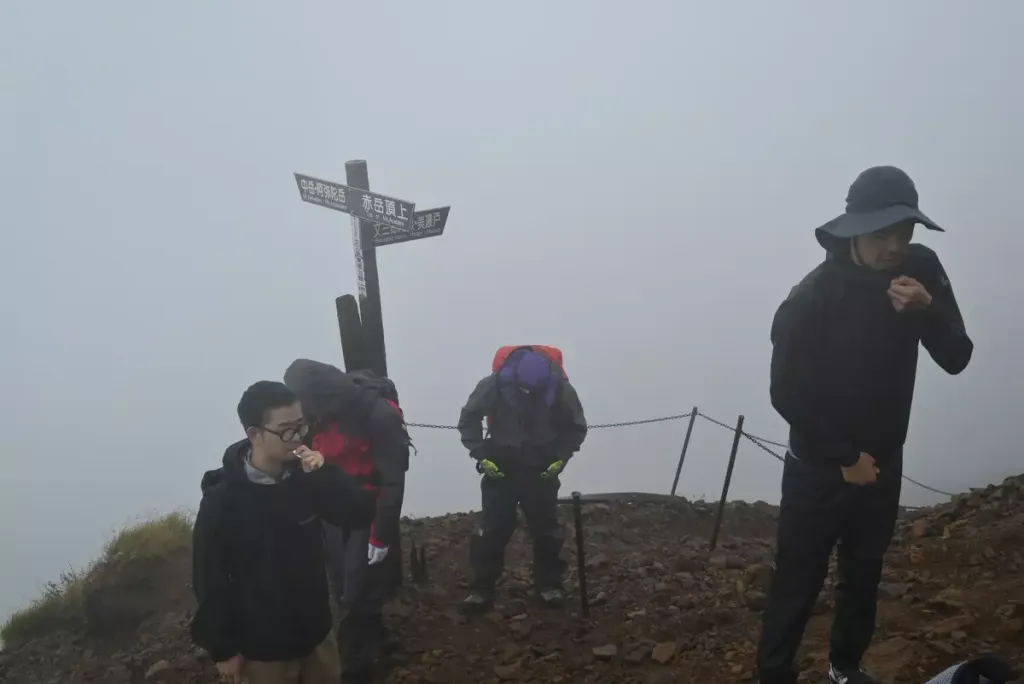 登山でレインウェアは必要か？そんな疑問を解決