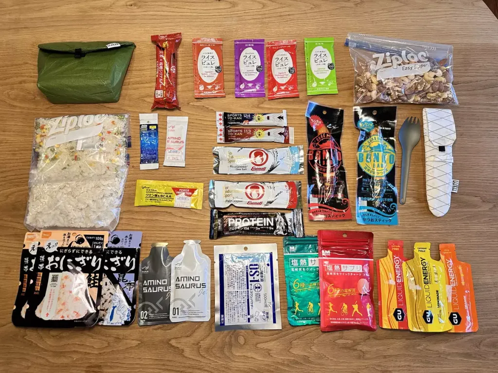 【登山におすすめの行動食】賢く美味しく栄養補給！選び方と人気の行動食を紹介