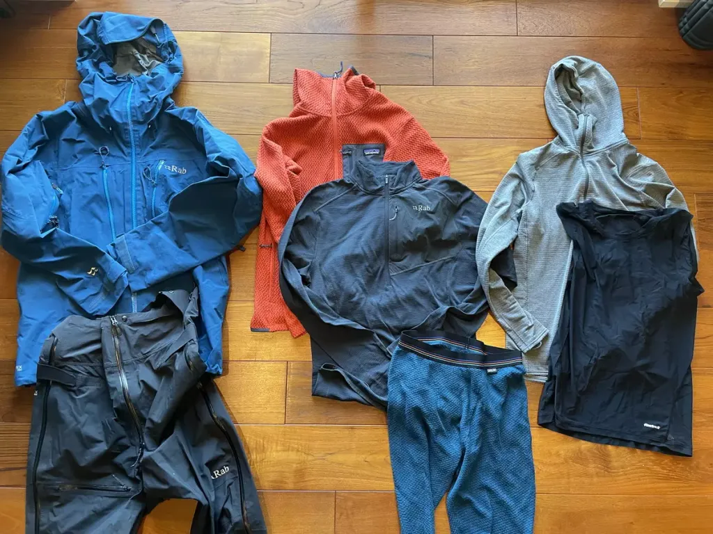 冬山登山の正しい道具の選び方−レイヤリングとフィッティングが肝