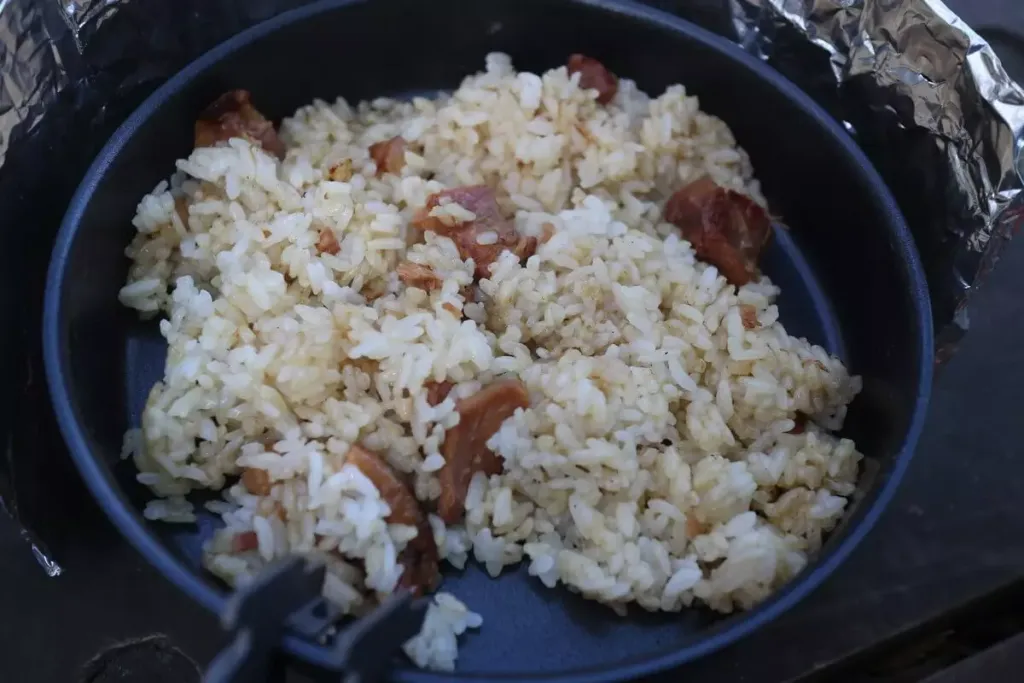 山ごはん『超簡単チキンライス』