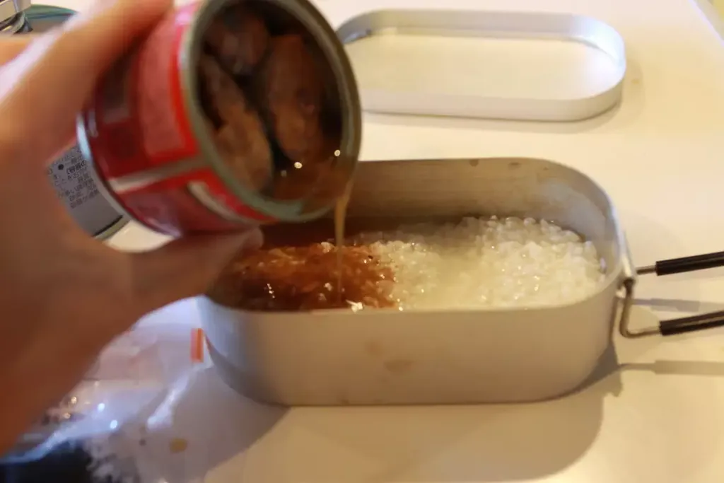 ダイソーメスティンレシピ 簡単炊き込みご飯