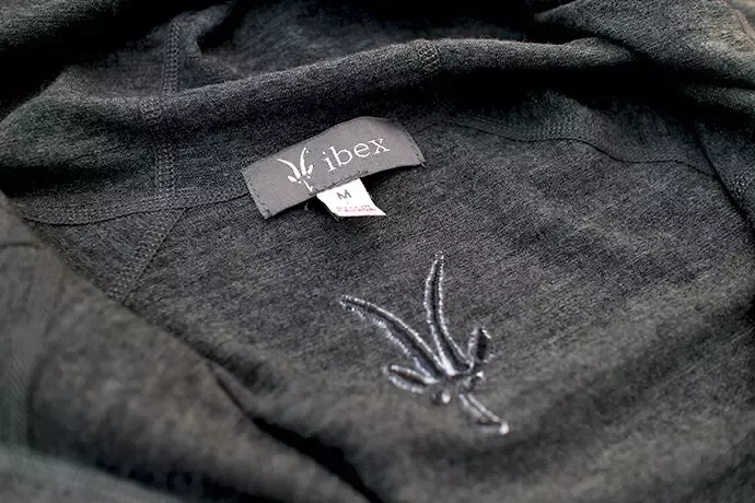 ibex（アイベックス）フーデットインディ　メリノウールの良さを実感できるベースレイヤー