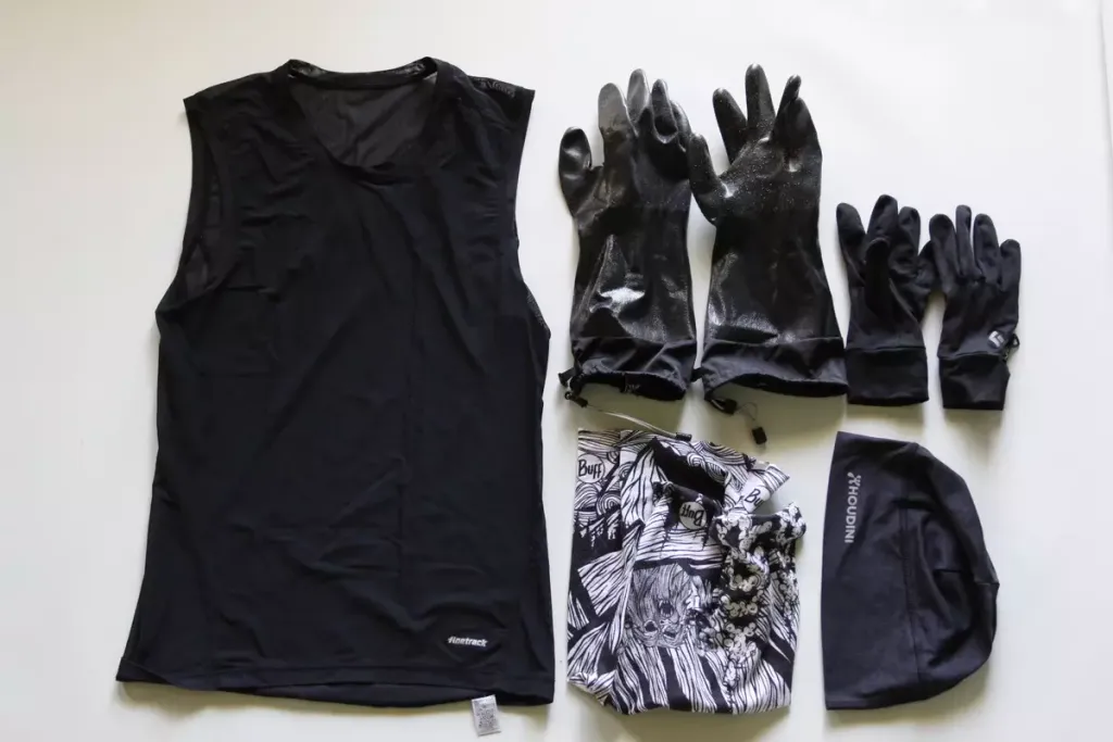 【初心者必見】買っておいて間違いない！長く使える登山グッズ-登山中に身につけるアイテム5選