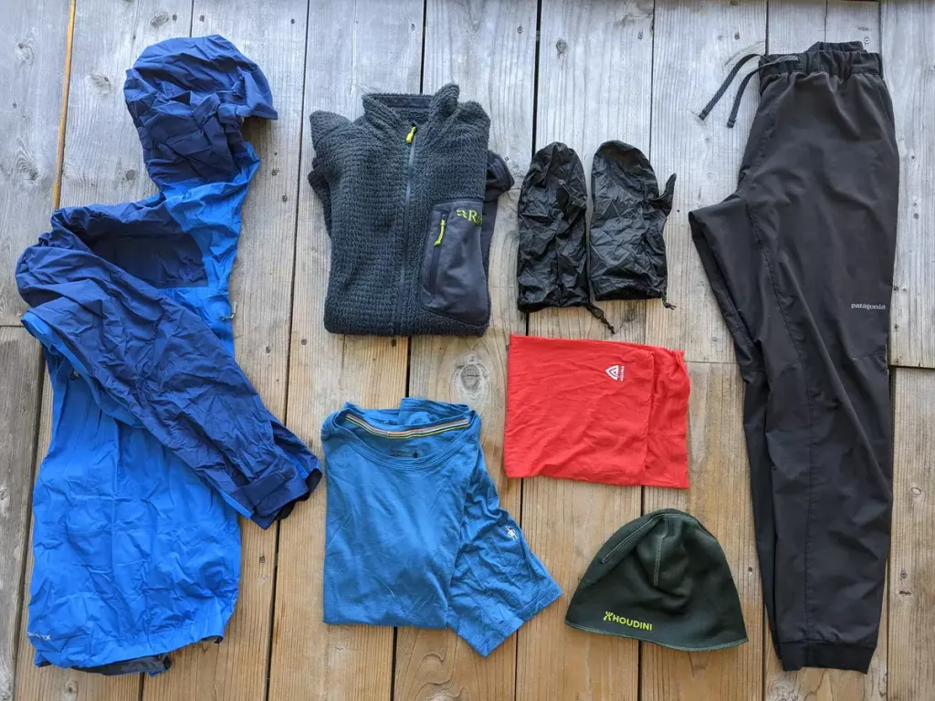 登山用アウターはゴアテックスだけじゃない！賢い選び方とおすすめモデル
