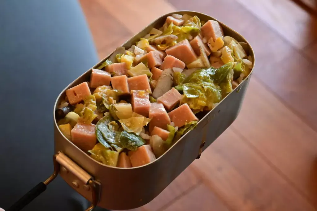 ダイソーメスティンで炊き込みご飯