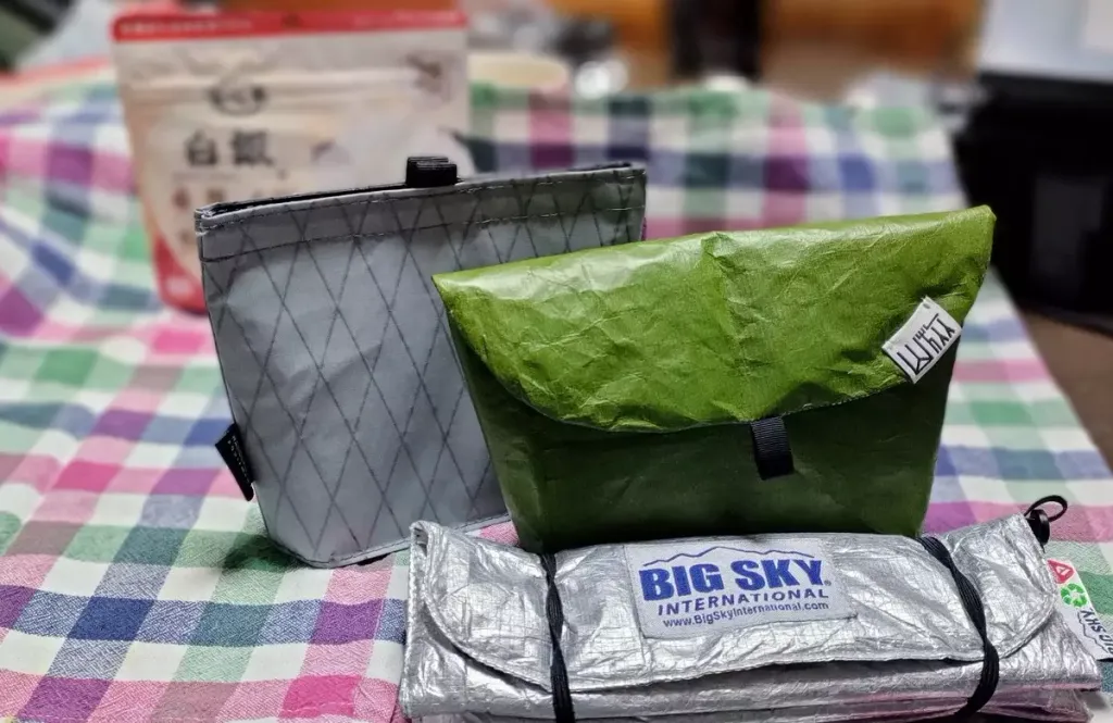 冬山登山におすすめ！簡単に山ご飯を楽しむ-3種類のコジーを徹底比較