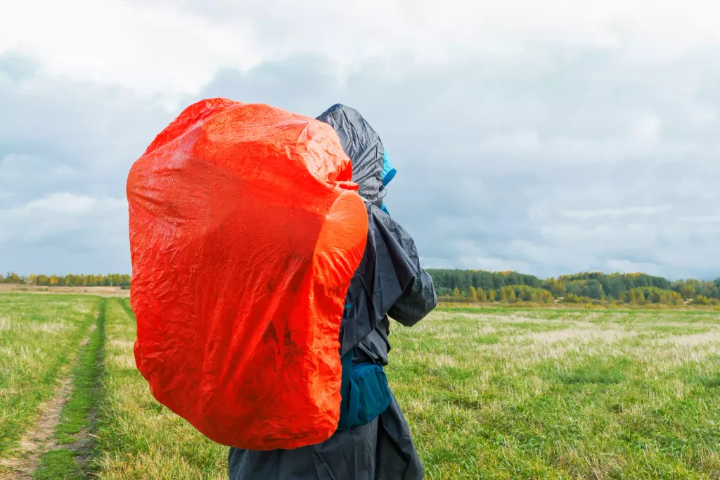 【初心者必見】ザックカバーは登山に必要？購入時の注意点とザック容量別のおすすめ商品を紹介！