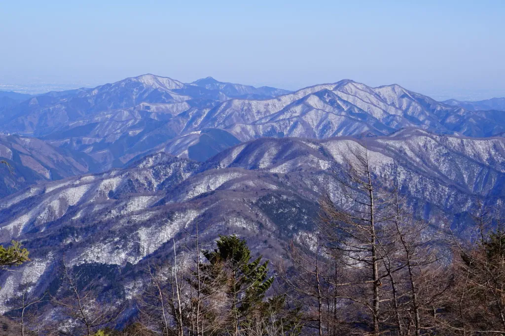 【日帰り登山】東京の三頭山-難易度別ルート紹介＆アクセス情報！初心者向けルートも紹介