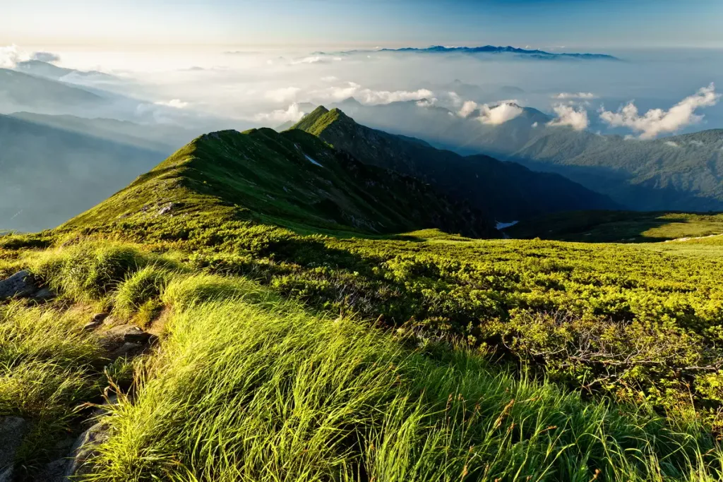 飯豊山の登山｜見所ポイントと難易度別おすすめルートを紹介
