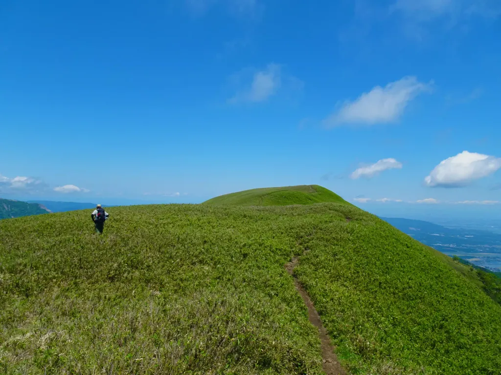 【三重県の竜ヶ岳】初心者も楽しめる！滝がある涼しい登山コースを難易度別で紹介｜鈴鹿山脈