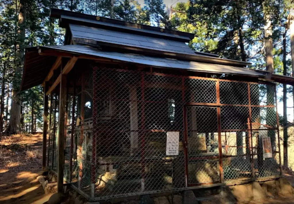 惣岳山