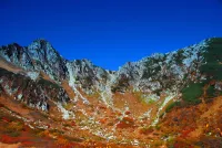 【2024年版】秋の登山におすすめ！保温性と通気性を両立したアクティブインサレーション9選！