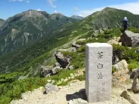 雲上から絶景の南アルプスを楽しめる！茶臼岳登山の難易度別ルート