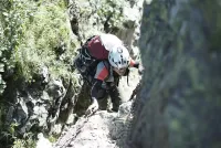 登山でヘルメットが必要な山-ヘルメットが果たす役割を理解しよう