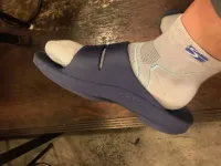 ウーフォス リカバリーサンダルのパイオニア