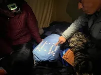 テントと雪洞