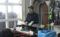 滑る前に分からない所を聞いてみよう！ワクシング講習会