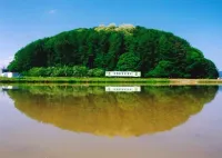 のんびりと力走する姿が、いとおしくて… 高橋修悦写真展『走れ、小海線』