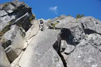【体験レポ】鎖場多数の乾徳山-日帰り登山の注意ポイント＆おすすめ立ち寄りスポット