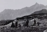 キャラバンシューズでひも解く登山靴の歴史