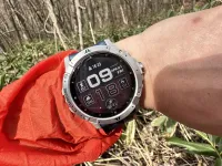【レビュー】シンプル・見やすい・140時間連続稼働！登山時計の最高峰『COROS VERTIX 2』