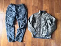 冬山登山の行動着〜休憩中の防寒着に使える『ファイントラック・ポリゴンULジャケット＆パンツ』