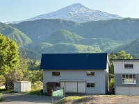 鳥海山で楽しむバックカントリースキー