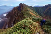 谷川岳の真髄はトマ･オキの向こうに。馬蹄形ハーフ縦走【前編】