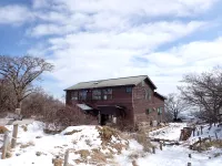 【関東甲信越版】憧れの山頂が近くに-頂上に山小屋・テント場がある山5選