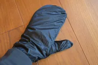 【レビュー】ブラックダイヤモンド ウィンドフードグリッドテック−天候変化におすすめのトレイルランニングに最適なグローブ