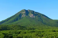 百名山『羅臼岳』｜車で行くベスト登山プラン・岩尾別温泉駐車場情報