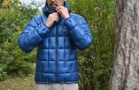 【レビュー】1000フィルパワーの圧倒的な保温力を味わうならコレ！−モンベル プラズマ1000 アルパインダウン パーカ