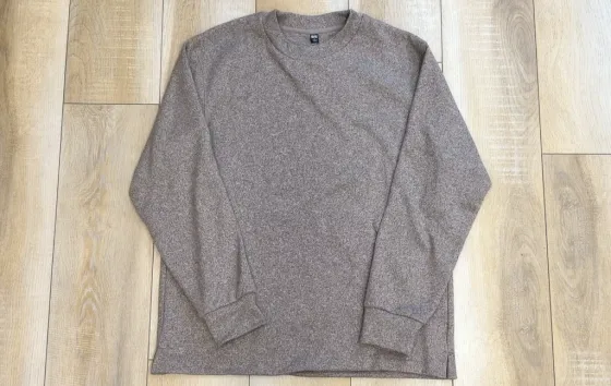 ユニクロ ソフトニットフリース 1,990円で買える“登山行動着としてのリアル”を徹底レビュー